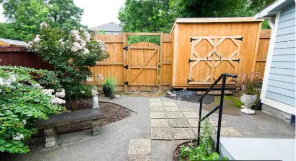 Peaceful Private Cottage, Walk To Park & 5 Mins To Downtown Nashville Exterior photo