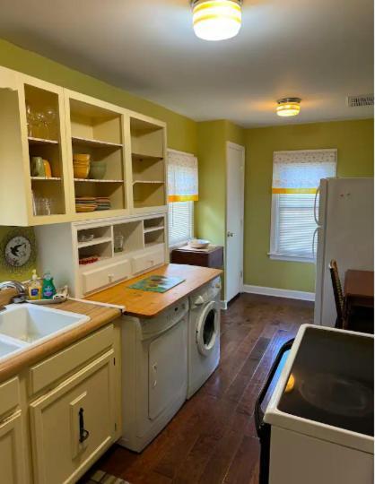 Peaceful Private Cottage, Walk To Park & 5 Mins To Downtown Nashville Exterior photo