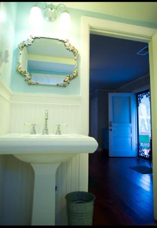 Peaceful Private Cottage, Walk To Park & 5 Mins To Downtown Nashville Exterior photo